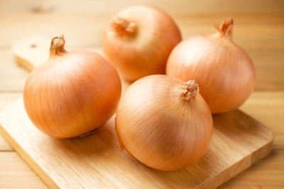 まな板とたまねぎ