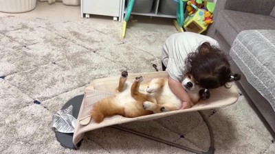 ギュッと抱きしめる一幕も♡