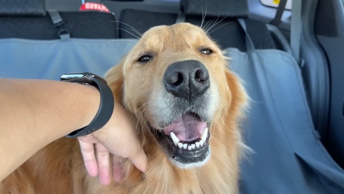 ニコ～ッと笑顔に！