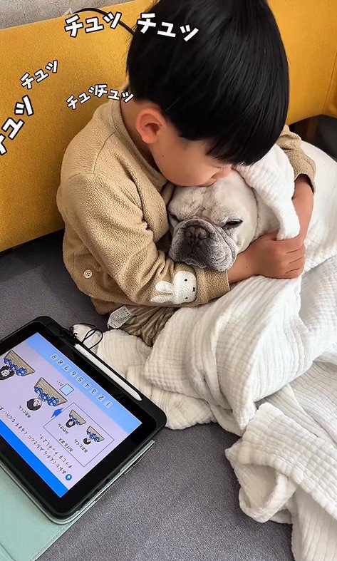 好きすぎてキス連発♡