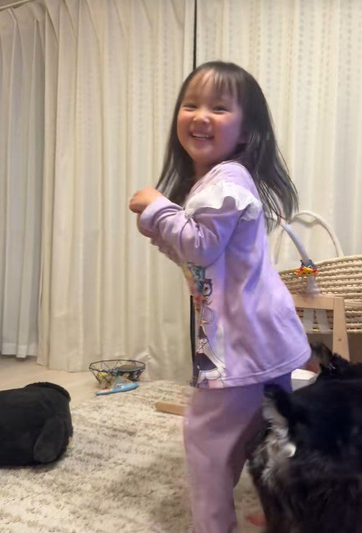 笑顔で受け流すお姉ちゃん