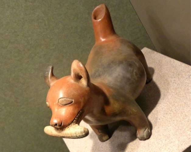 メキシコシティ国立人類学博物館に展示されているテチチまたはトラルチチの像
