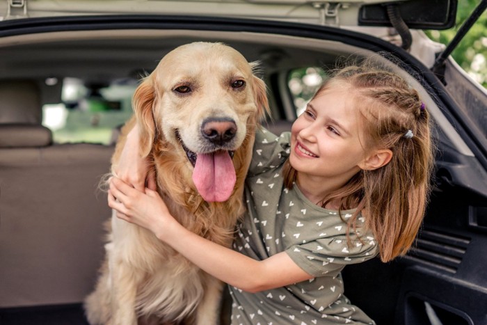 大型犬と子ども