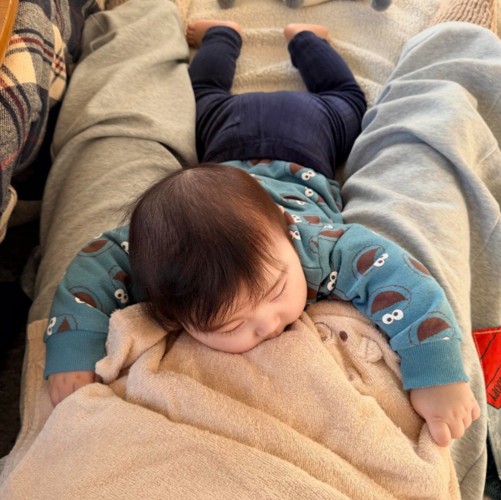 気持ち良さそうにすやすや…♪