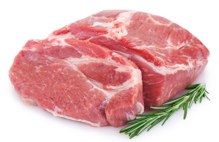 生の豚肉のブロック