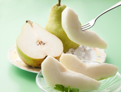 カットされた洋梨（ラフランス）