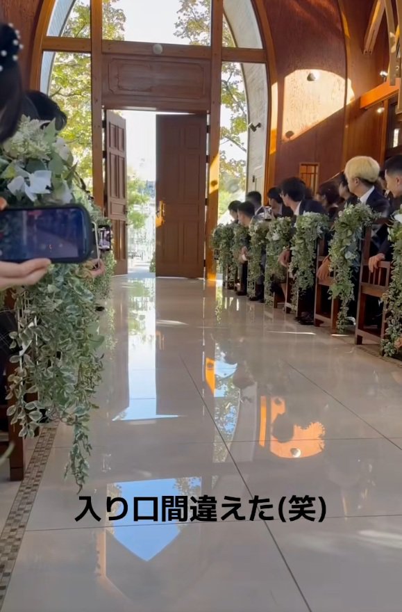 入り口を間違えたチャックくん