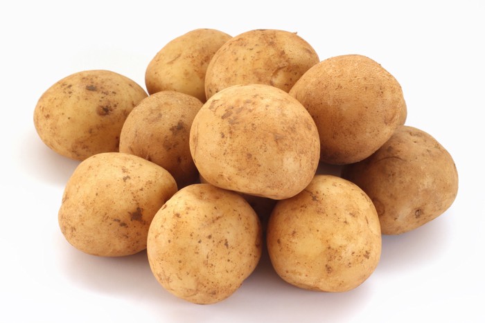 積み重ねられたじゃがいも